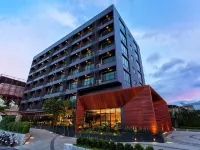 Tonaoi Grand Hotel Hotel in zona Mercato Galleggiante di Khlong Hae