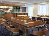 Courtyard Toronto Mississauga/Meadowvale Hotels near Lisgar