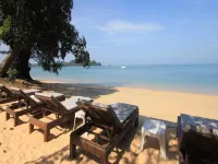 Heaven Beach Resort & Art Hôtels à : Ko Phayam