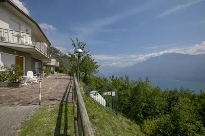 Tremosine Wonderful Lake View 1 - Happy Rentals