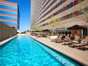 Sheraton Phoenix Downtown