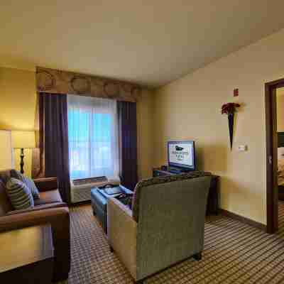 Homewood Suites by Hilton Lancaster Rooms