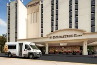 DoubleTree by Hilton Philadelphia Airport - 4 estrellas