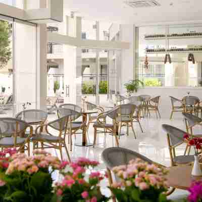 Louis Paphos Breeze Dining/Meeting Rooms