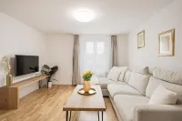 Visimo Apartments Felsenstrasse St Gallen - Elegant Heritage Building in a Quiet Neighbourhood - 4 stjerner