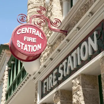 Perth 178 Backpackers ( Valid Passport Required for Check in )