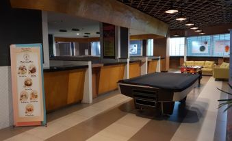 Will's Apartment - Parahyangan Residence