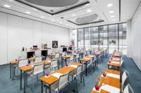 OREA Hotel Andels Praha - Bãi đậu xe