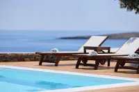 Kanala Studios - Uima-altaat