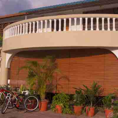 Haks Boutique B&B with Pool & Farm-to-Table Dining Hotel Exterior