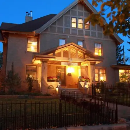 The Carolina Bed & Breakfast
