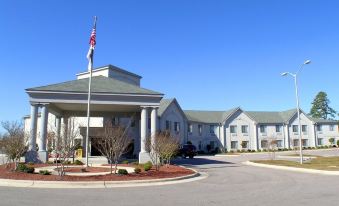 Days Inn by Wyndham Louisburg