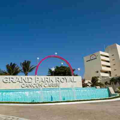 Royal Select at Grand Park Royal Cancún - All Inclusive - Adults Only Hotel Exterior