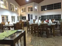 Tea Hills Bungalow Hotels in Dick oya