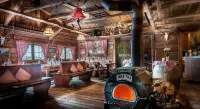 Landgasthof Apfelbeck Hotels in Arnstorf