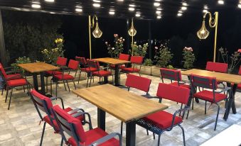 Akyaka - Akbuk Fullmoon Bungalow Camping - Housity