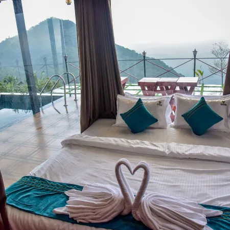 Mount Stratus Resort