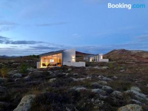 Kerbyggd: Luxury House and Cottage in Golden Circle
