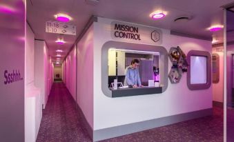 Yotelair London Gatwick Airport