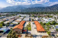 Oak Park Motel Hotels in Monrovia