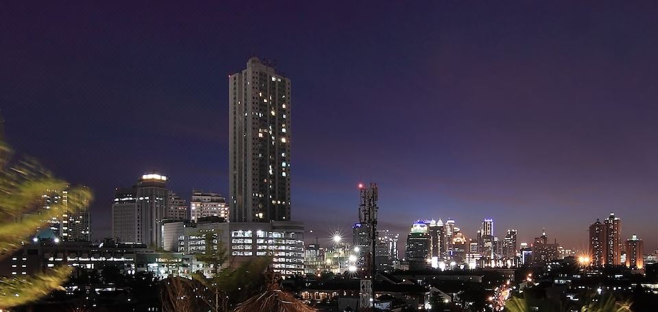 라수나 아이콘 호텔 카페