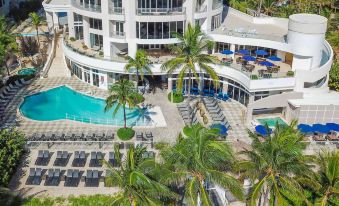 DoubleTree Resort & Spa by Hilton Hotel Ocean Point - North Miami Beach