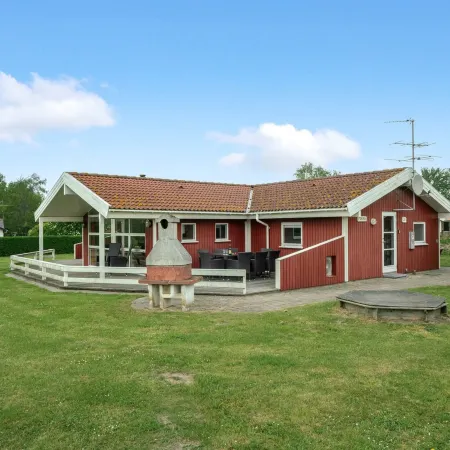 "Folke" - 250m from the Sea