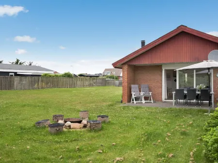 "Dværg" - 350m from the Sea