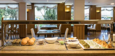 Hotel Ilunion Las Lomas