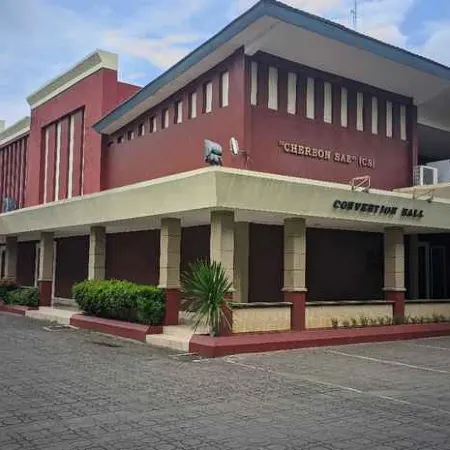 Zamrud Hotel & Convention
