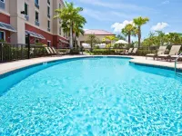Hampton Inn & Suites Stuart-North - Family