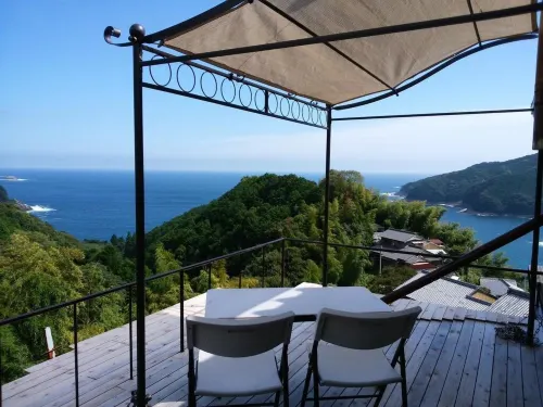 Tenjoza Entertainment Guest House Hotels in Kumano