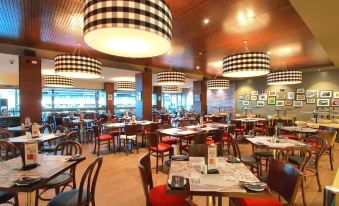 Morayfield Tavern & Motel - Housity