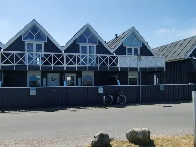 "Knud" - 2m from the Sea Hotels near Katholm Gods v/Marie Therese Collet