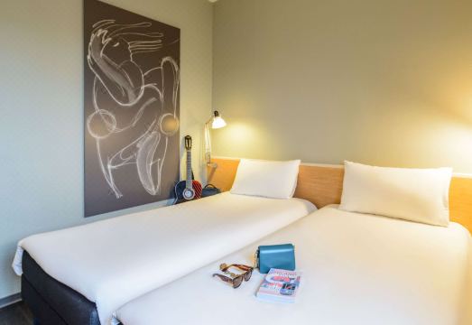 5. 이비스 밀라노 ..