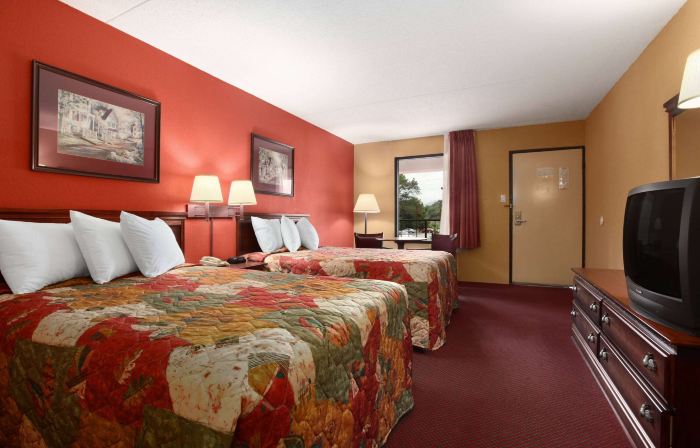 Days Inn by Wyndham Harriman