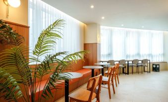 H-Avenue Hotel Geomdan New Town - Housity