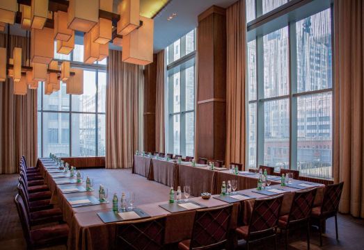 2. 더 도미니크 호..