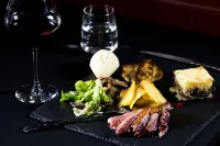 Best Western Plus le Canard Sur le Toit Hotels in Colomiers