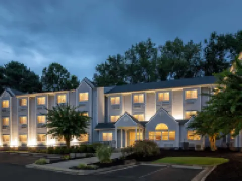 Microtel Inn & Suites by Wyndham Atlanta/Buckhead Area Hotels in Brookhaven