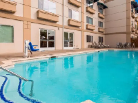 Best Western Plus Edmonds Harbor Inn Hotels in Edmonds