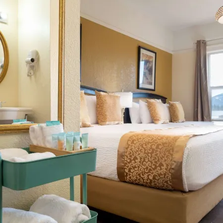 Gilmore Hotel, Trademark Collection by Wyndham