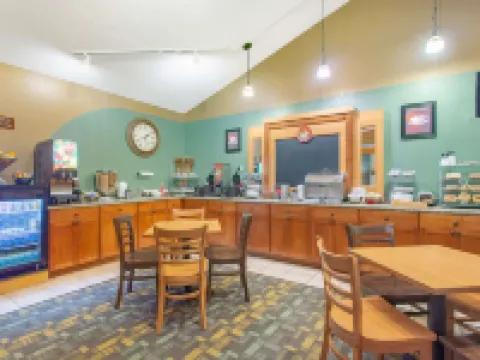 AmericInn by Wyndham Rhinelander Hoteles en Rhinelander