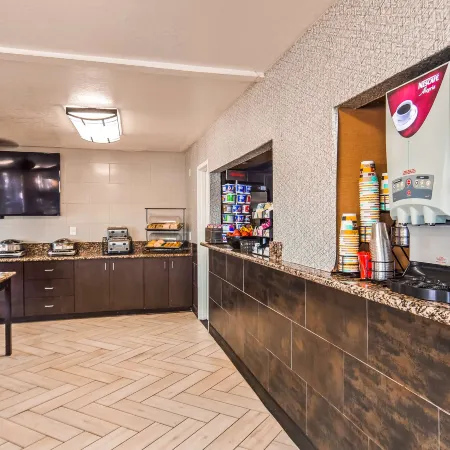 Best Western InnSuites Phoenix Hotel Suites