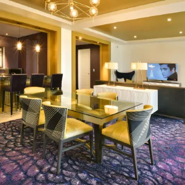 The Guest House at Graceland