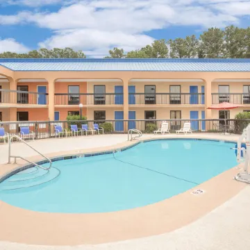 Baymont by Wyndham Greenville