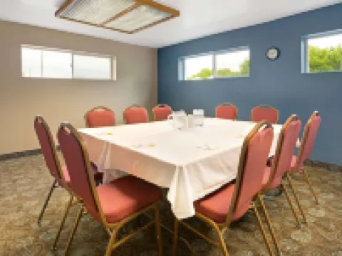 Days Inn by Wyndham Eagan Minnesota Near Mall of America Hotéis em Eagan