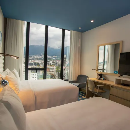 Hampton by Hilton Quito la Carolina Park