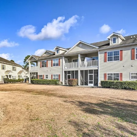 Golfers Paradise in Myrtle Beach w/ Balcony!