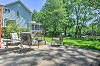 Waterfront Annapolis Cottage Fire Pit and Pier - Hot Tub
